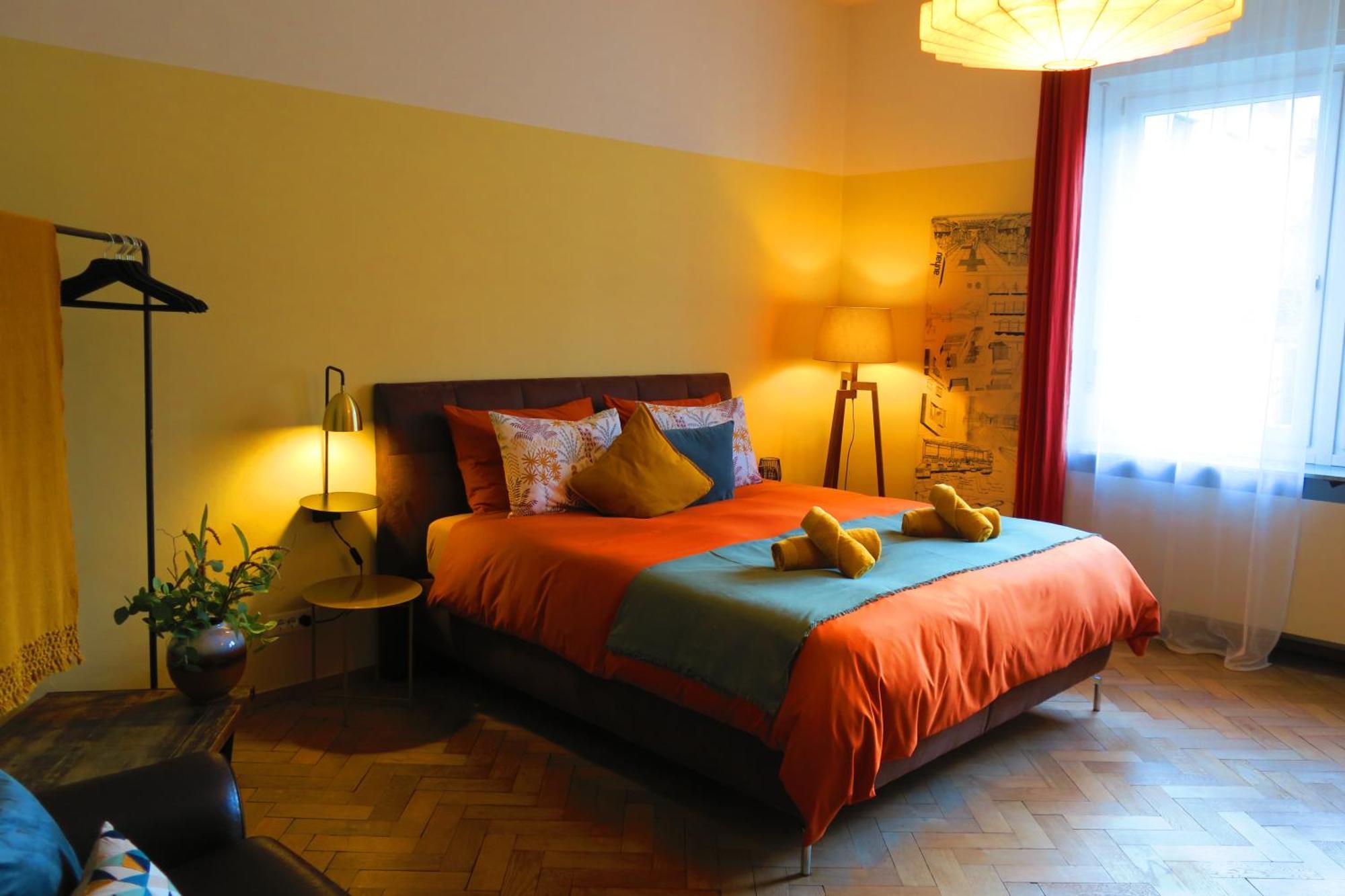 5-Zimmer-Appartement In Historischer Privatvilla, Meran Zentrum, Kostenloser Parkplatz Экстерьер фото
